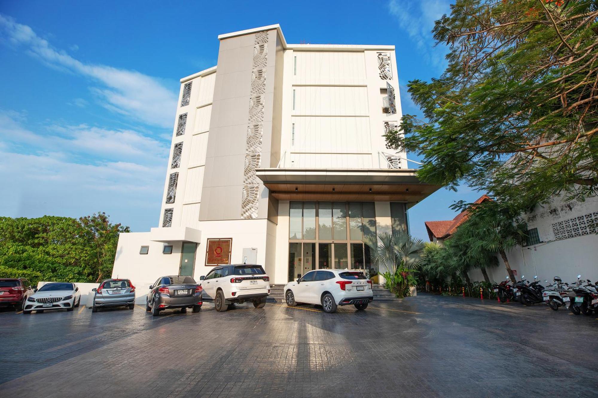 Elite Atoll Serviced Apartments Phuket Rawai Exterior photo
